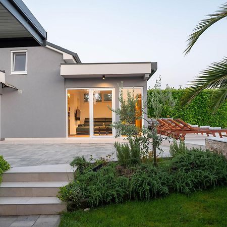 Villa Vinky Pola Esterno foto