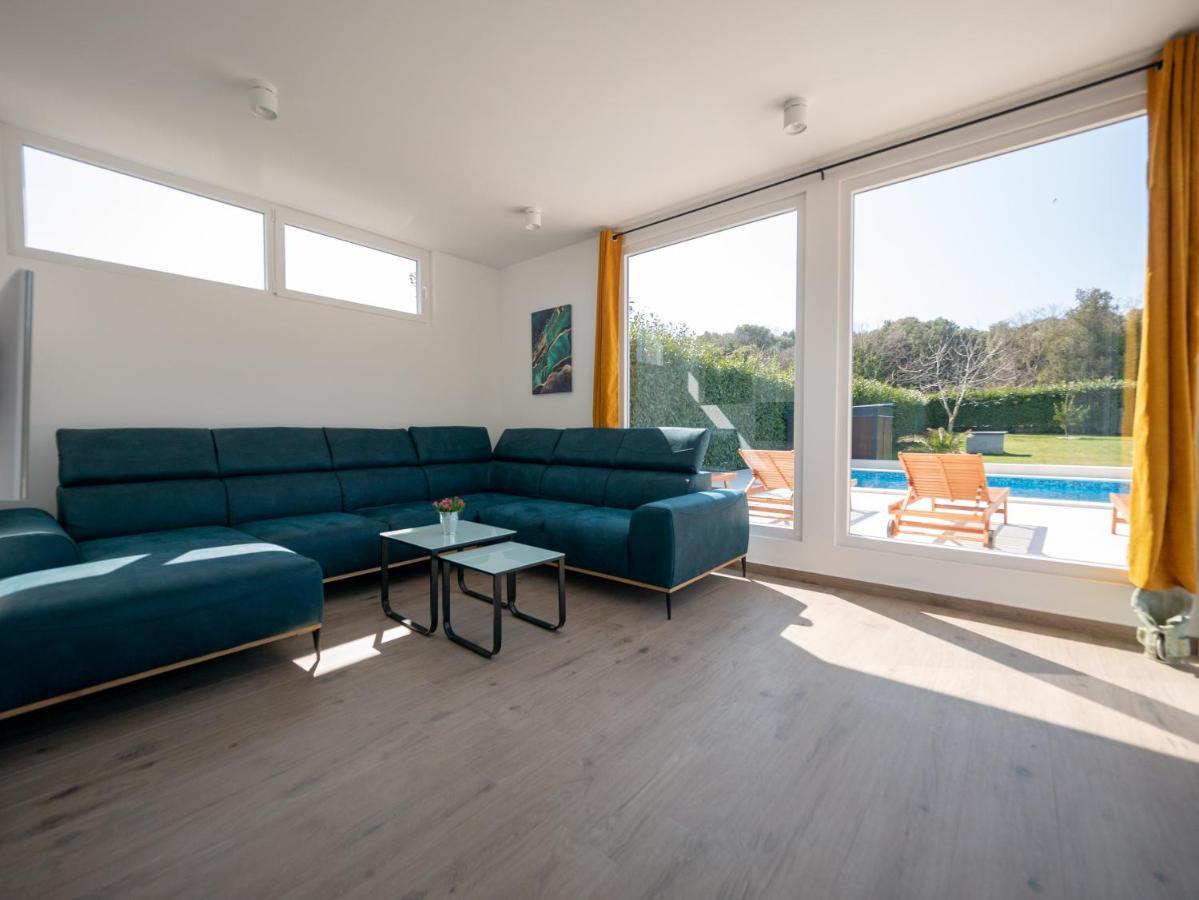 Villa Vinky Pola Esterno foto