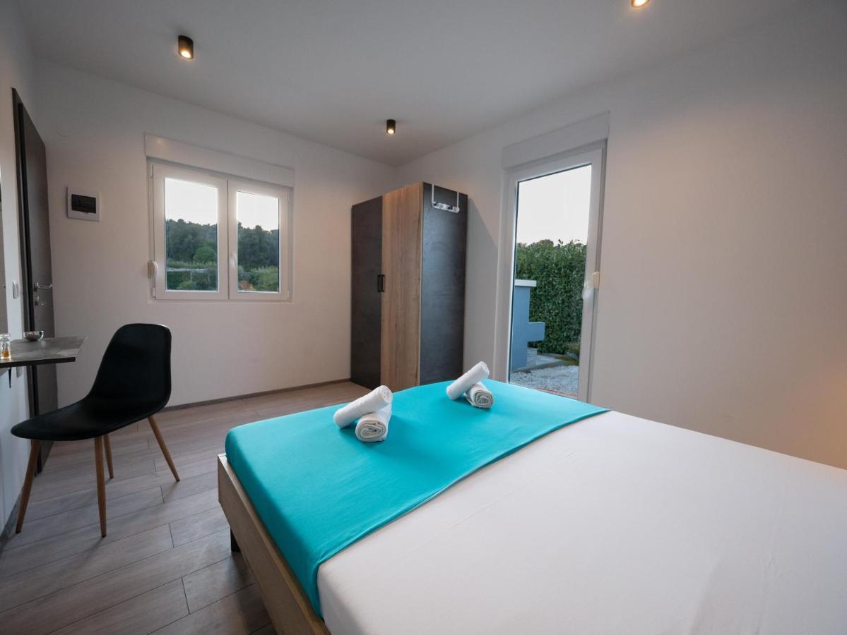 Villa Vinky Pola Esterno foto