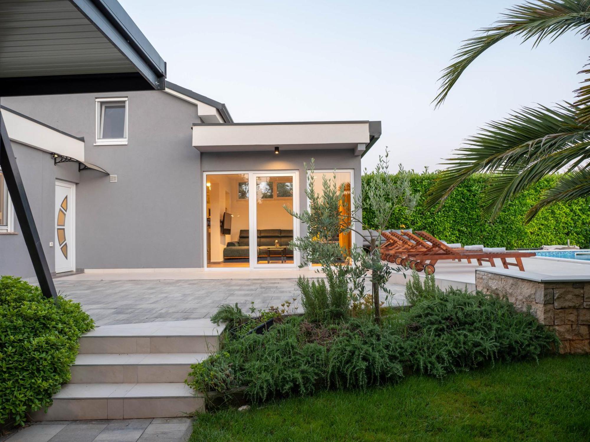 Villa Vinky Pola Esterno foto