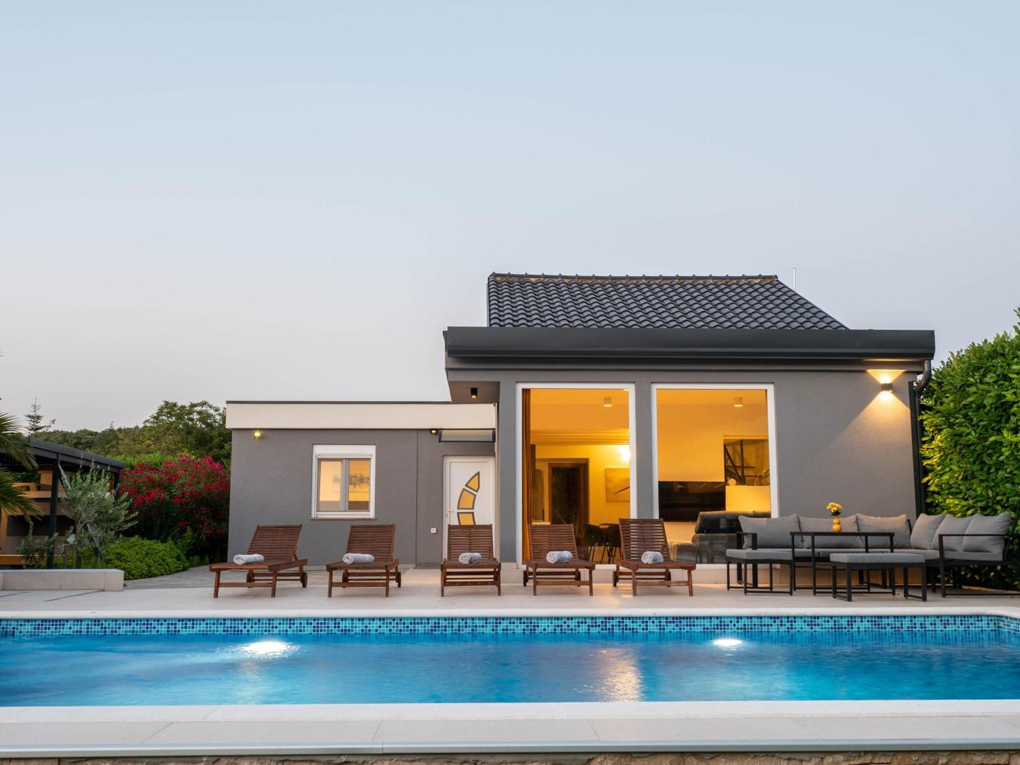 Villa Vinky Pola Esterno foto